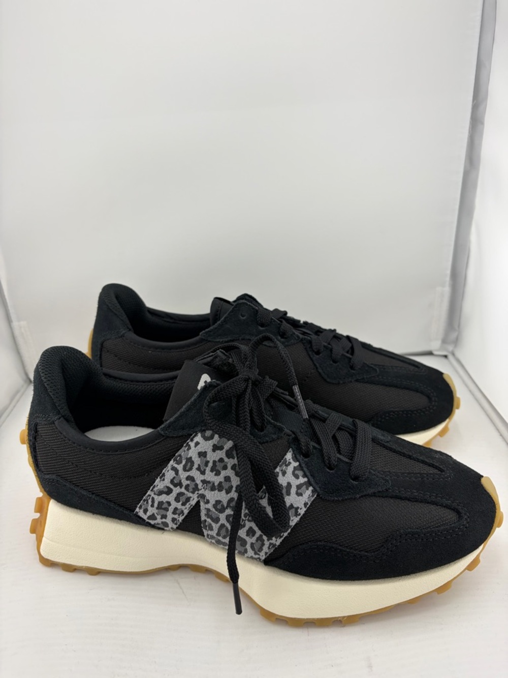 New Balance Women’s 7 327 Black Leopard Sneakers No Box Lace Up Sneaker